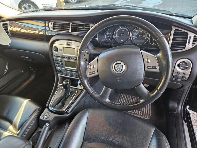 JAGUAR X-TYPE