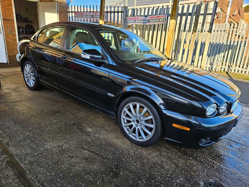 JAGUAR X-TYPE