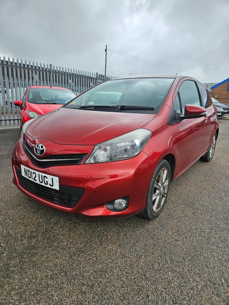 TOYOTA YARIS