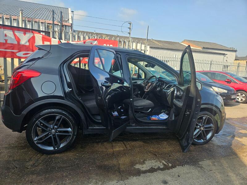 VAUXHALL MOKKA