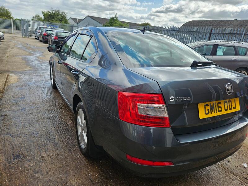 SKODA OCTAVIA