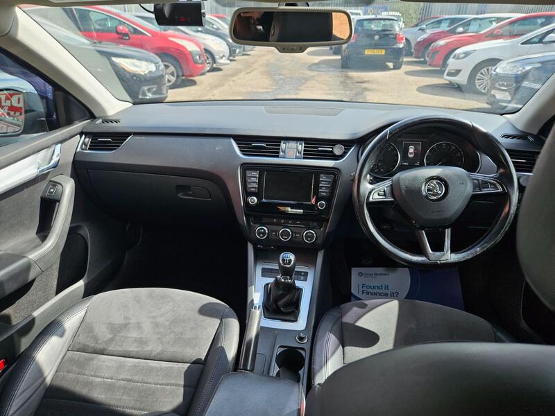 SKODA OCTAVIA