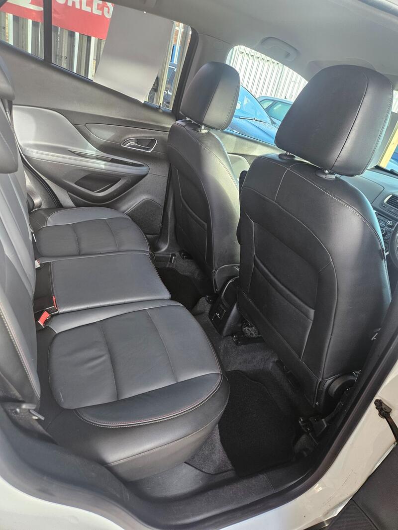 VAUXHALL MOKKA