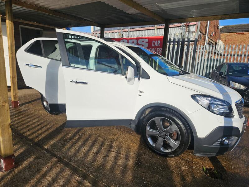 VAUXHALL MOKKA
