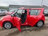 SUZUKI SWIFT