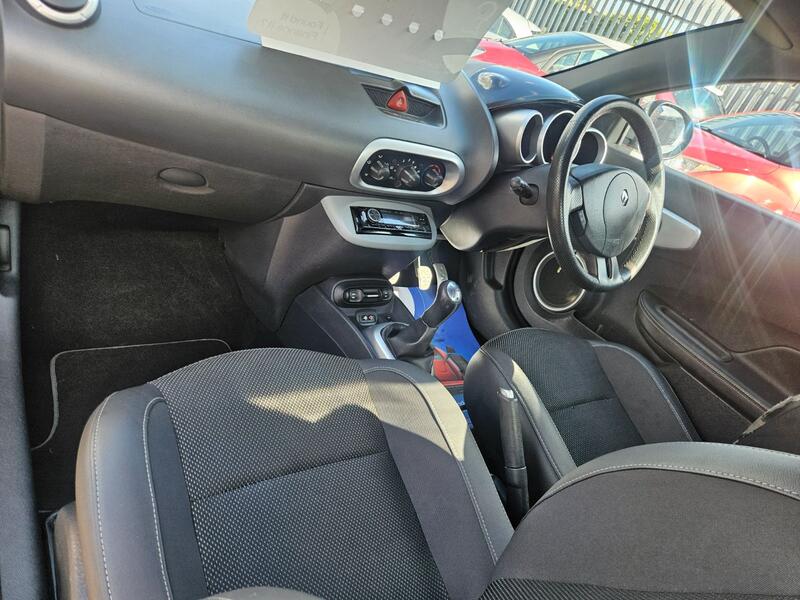 RENAULT WIND