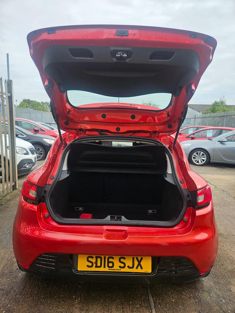 RENAULT CLIO