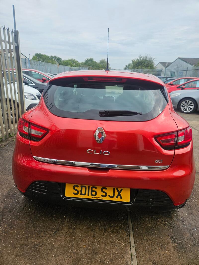 RENAULT CLIO
