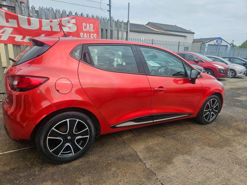RENAULT CLIO
