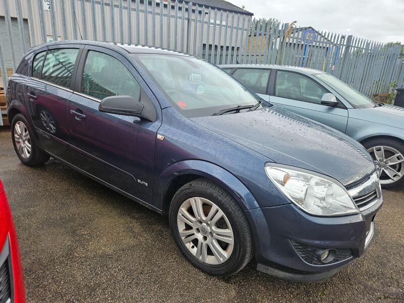 VAUXHALL ASTRA