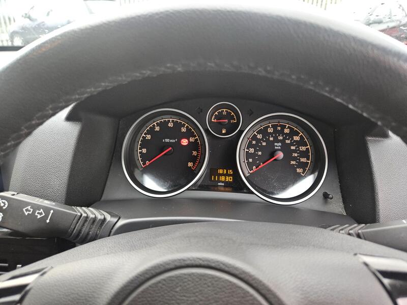 VAUXHALL ASTRA
