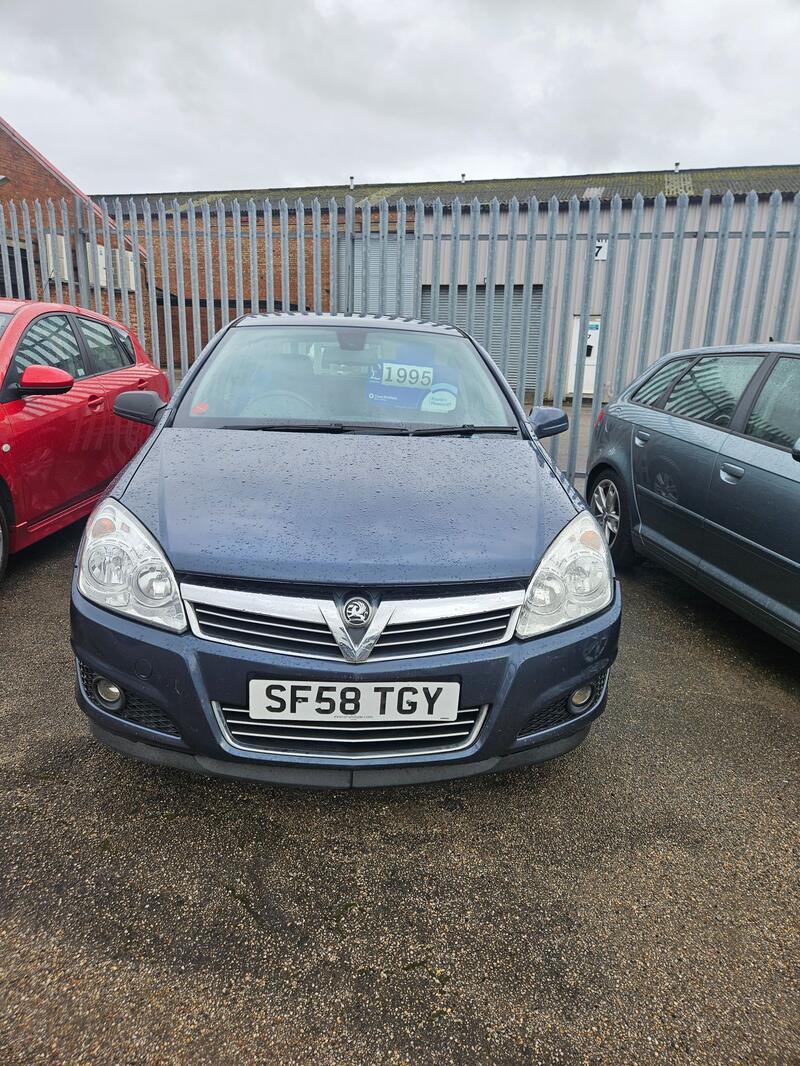 VAUXHALL ASTRA