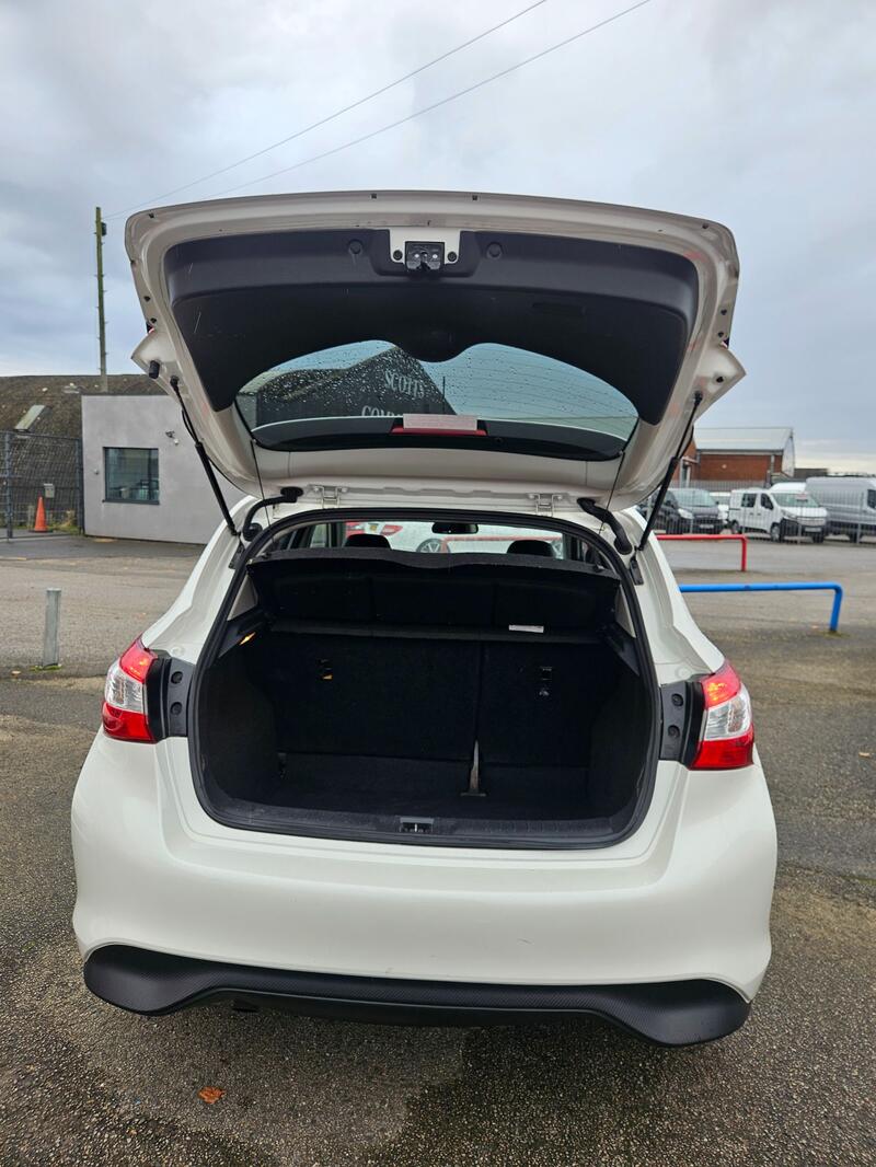 NISSAN PULSAR