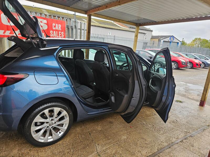 VAUXHALL ASTRA