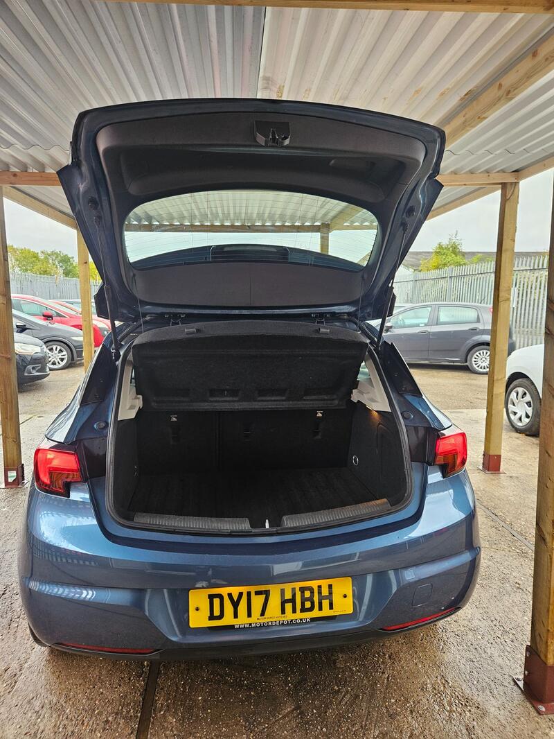 VAUXHALL ASTRA
