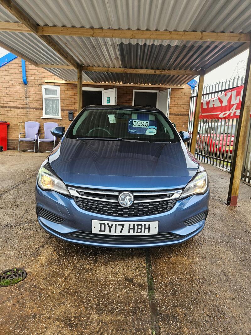VAUXHALL ASTRA