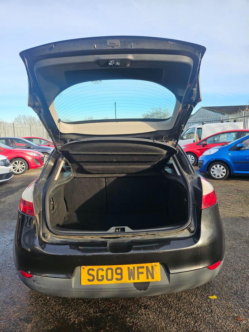 RENAULT MEGANE