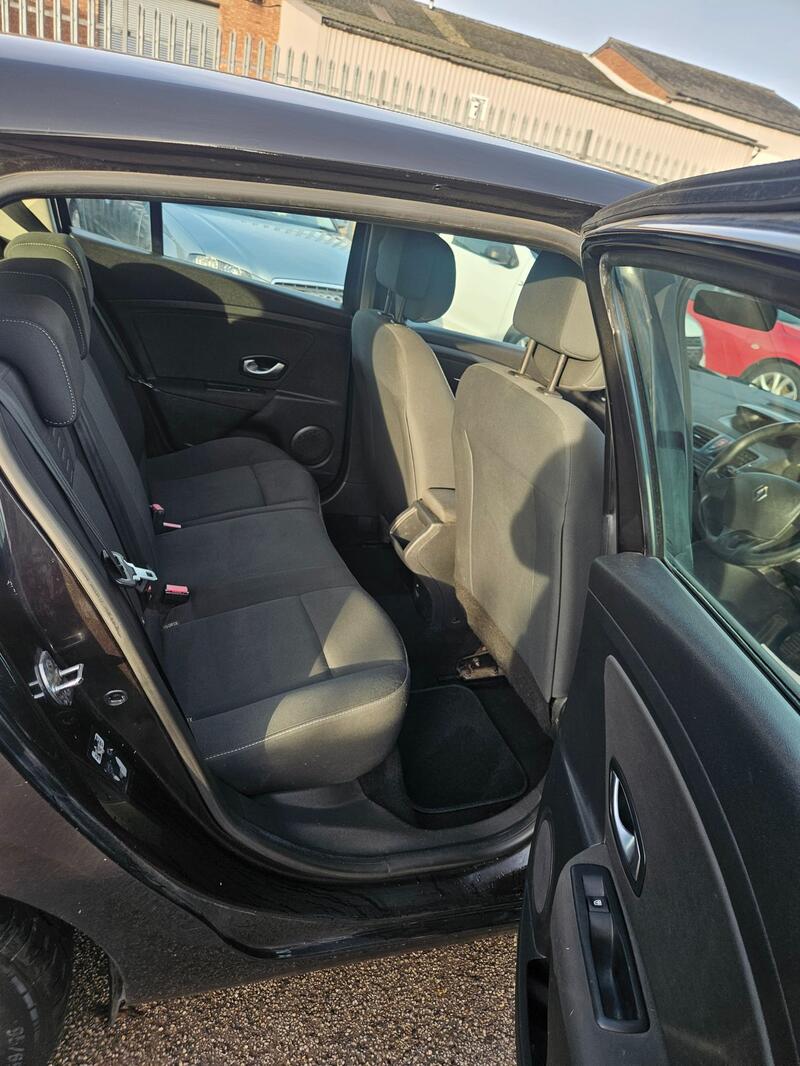 RENAULT MEGANE
