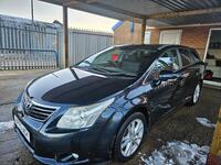 TOYOTA AVENSIS