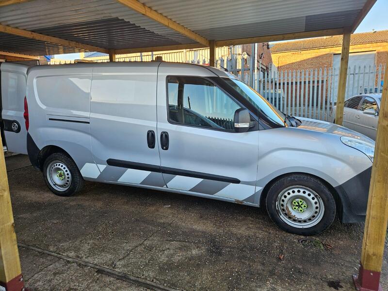 VAUXHALL COMBO