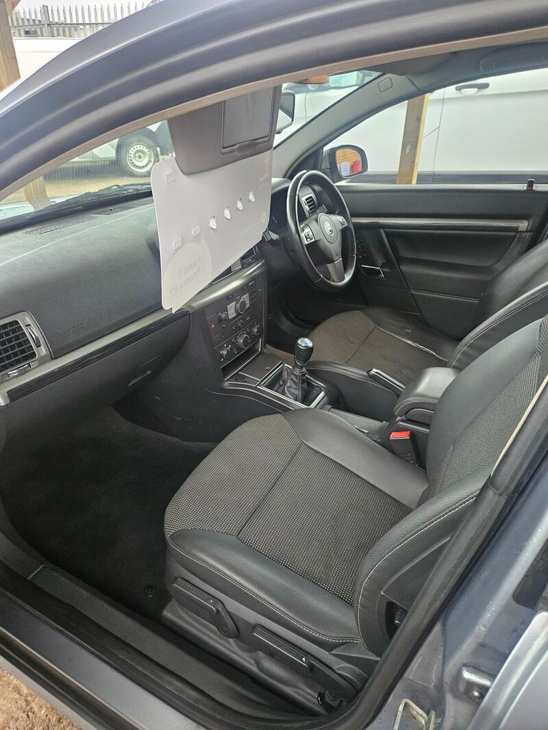 VAUXHALL VECTRA
