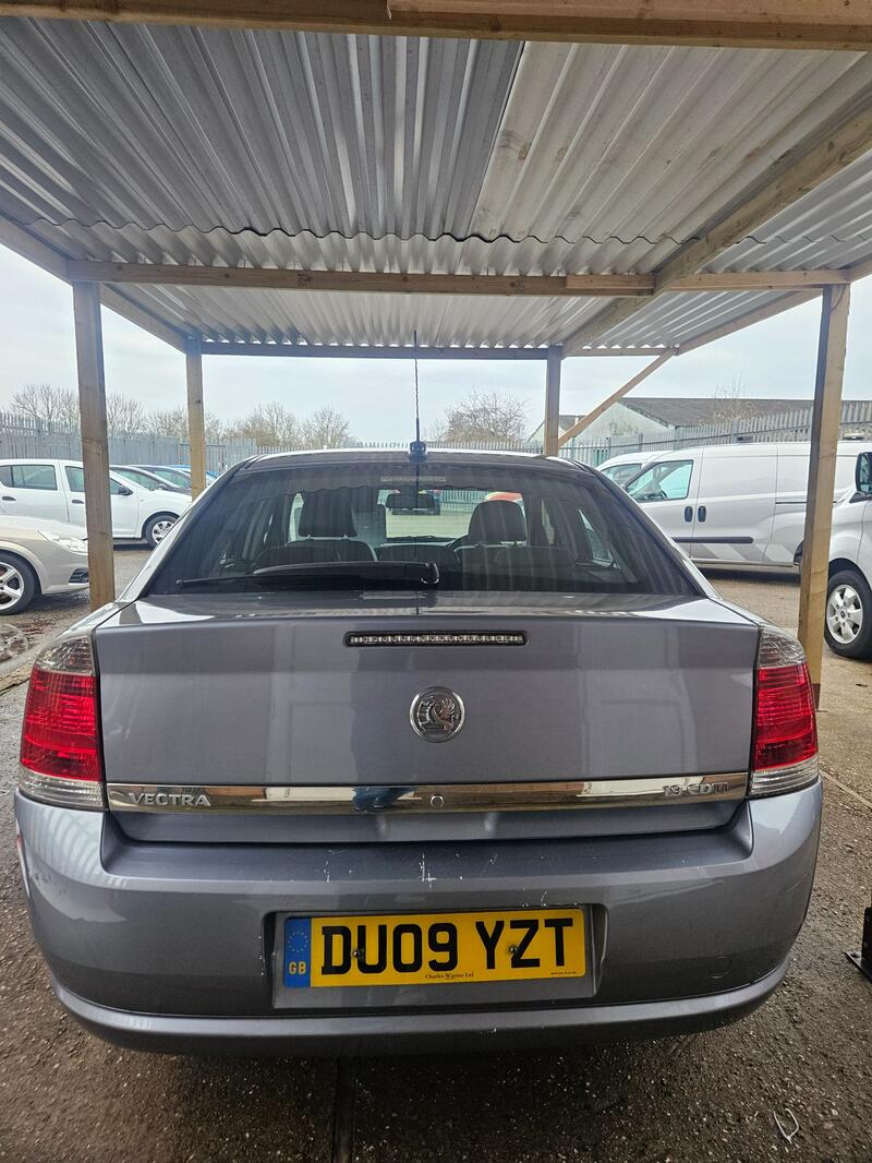 VAUXHALL VECTRA