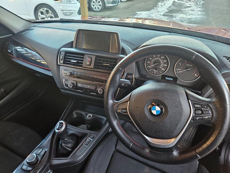 BMW 1 SERIES