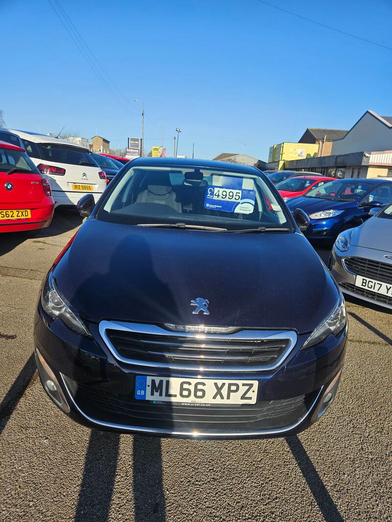 PEUGEOT 308