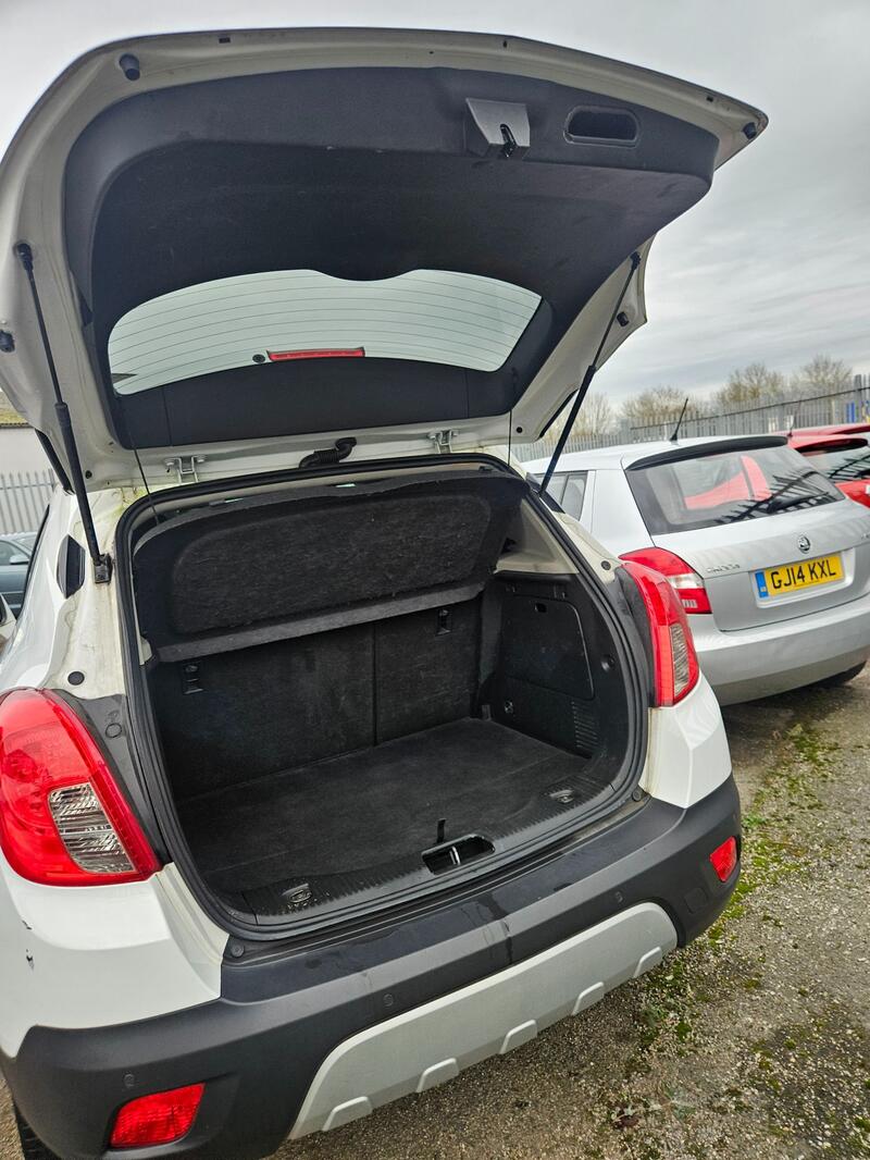 VAUXHALL MOKKA