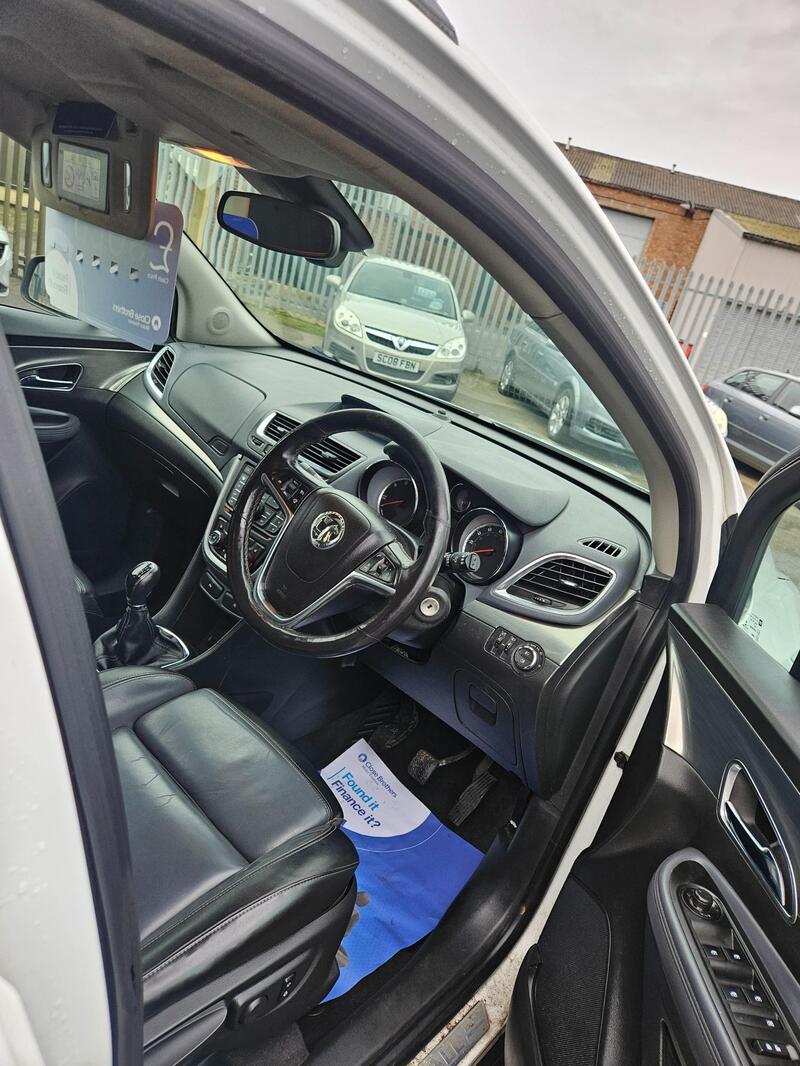 VAUXHALL MOKKA