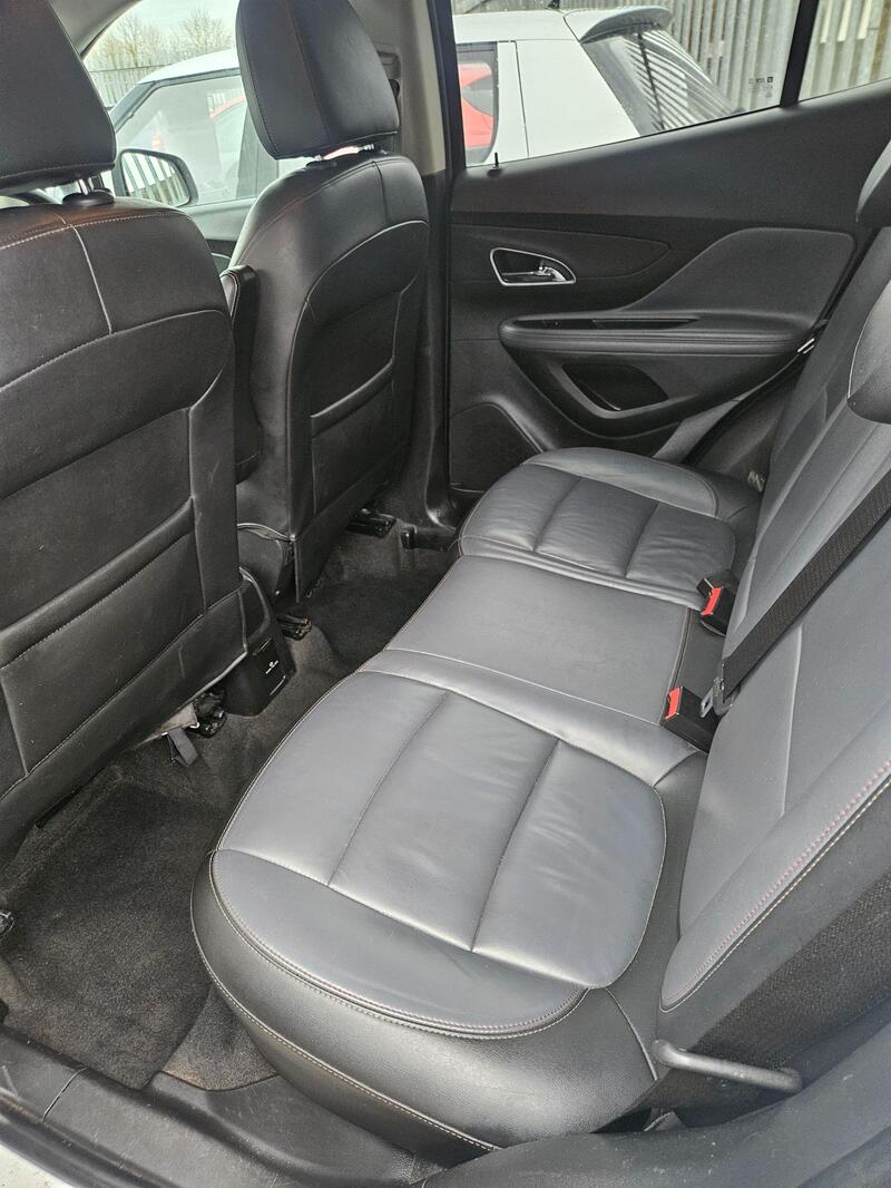 VAUXHALL MOKKA