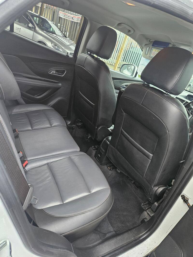 VAUXHALL MOKKA