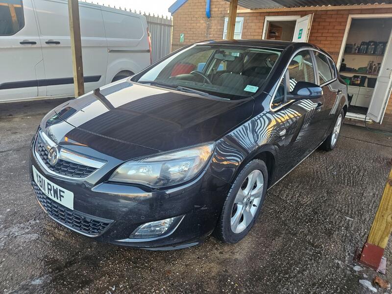 VAUXHALL ASTRA