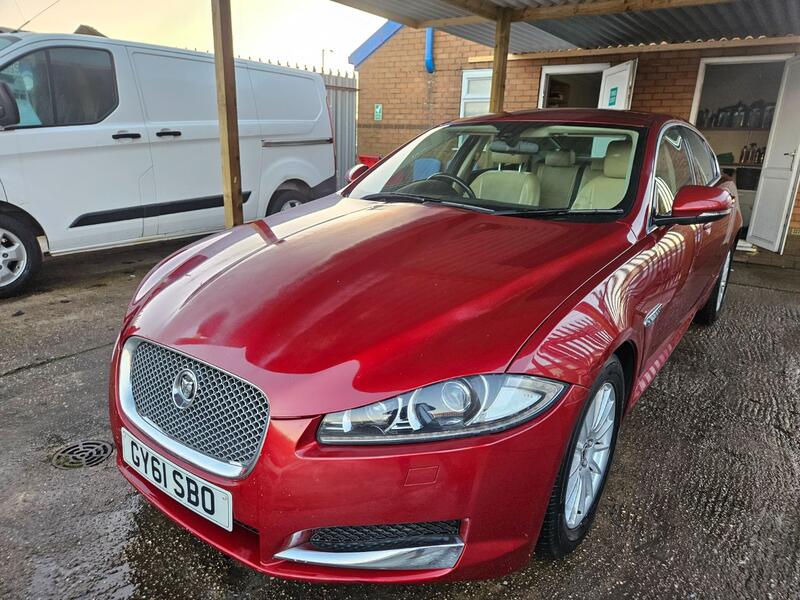 JAGUAR XF