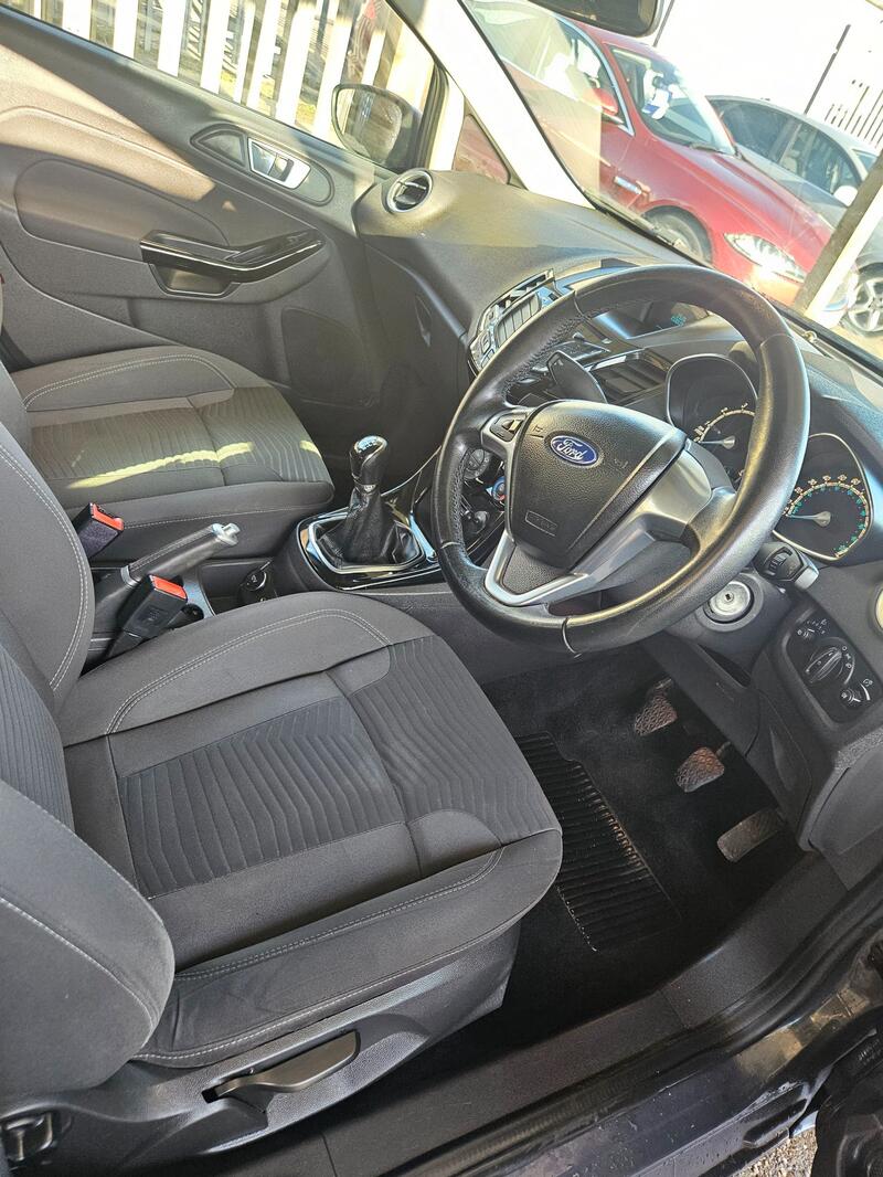 FORD FIESTA