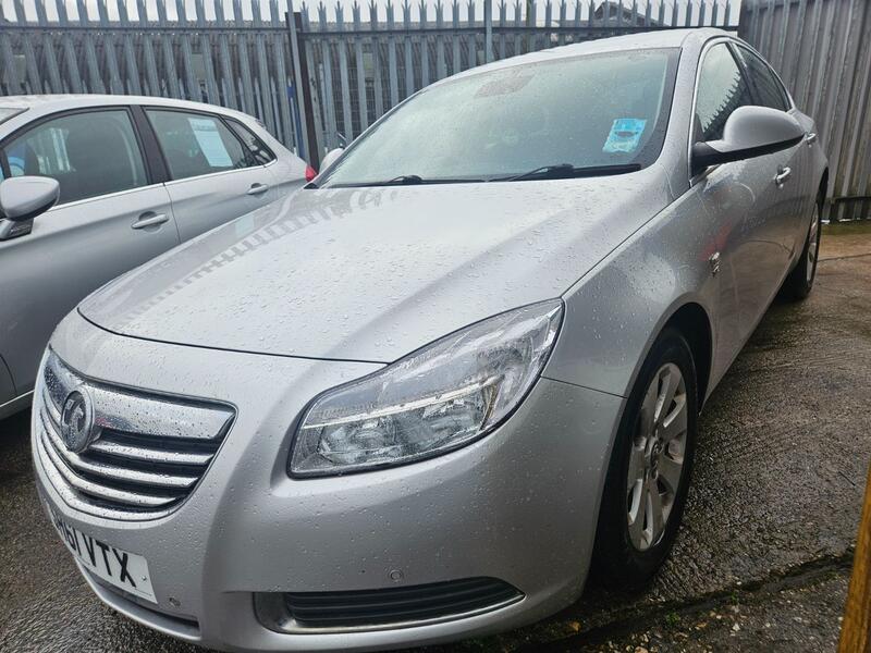 VAUXHALL INSIGNIA