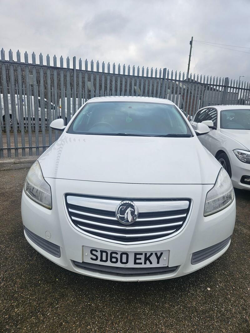 VAUXHALL INSIGNIA