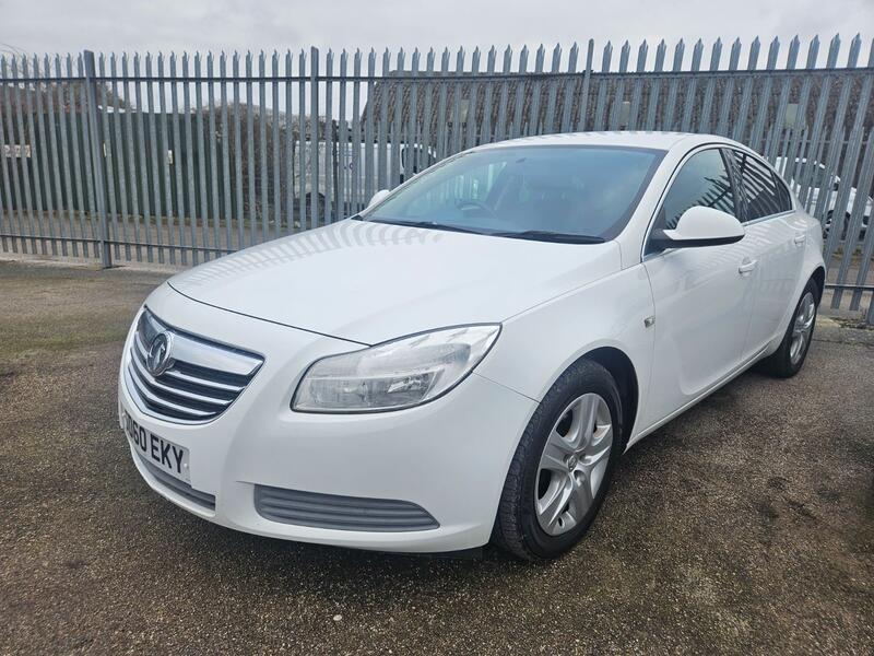 VAUXHALL INSIGNIA