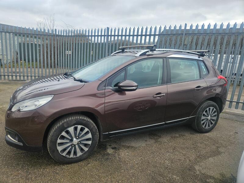 PEUGEOT 2008
