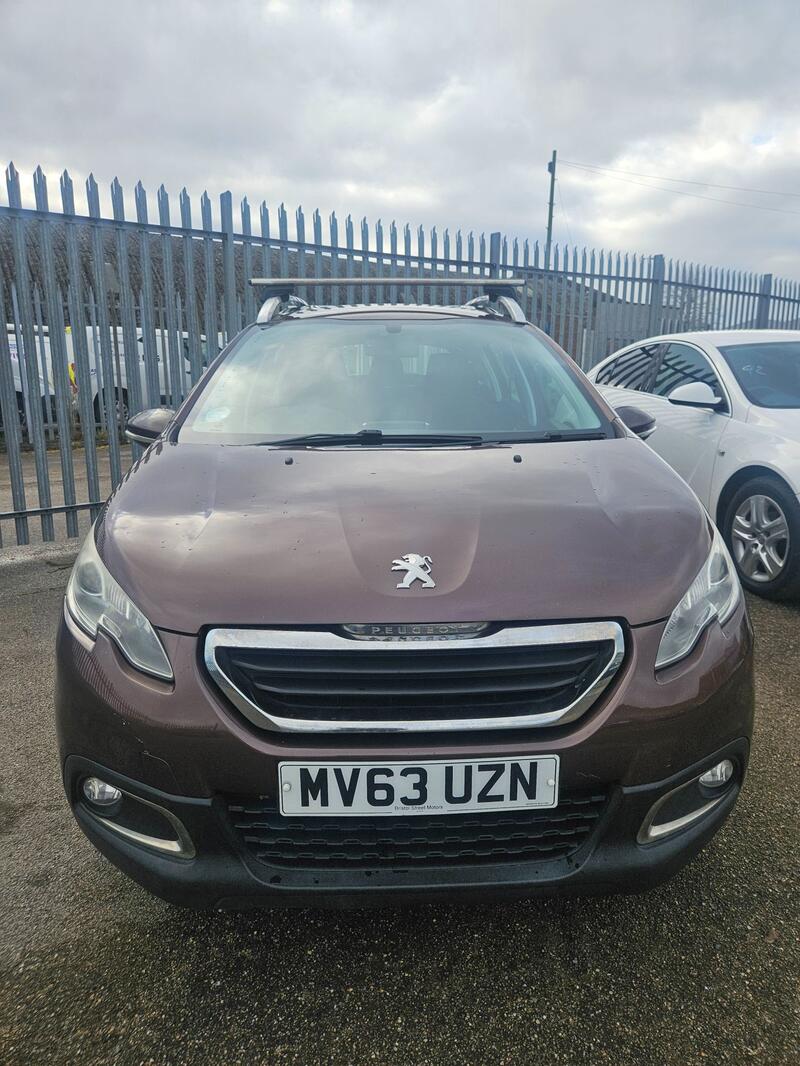 PEUGEOT 2008