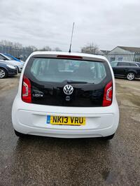 VOLKSWAGEN UP