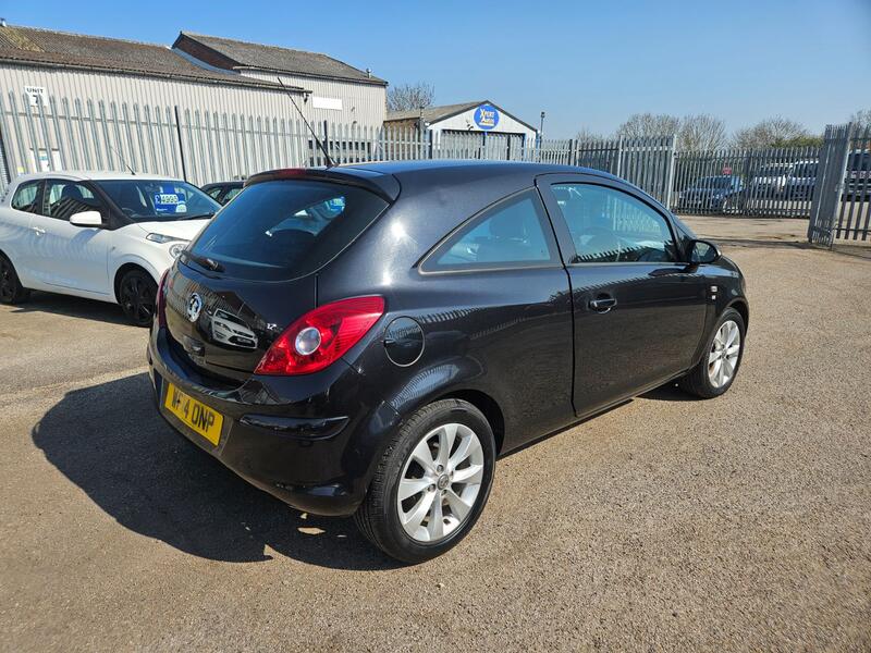 VAUXHALL CORSA