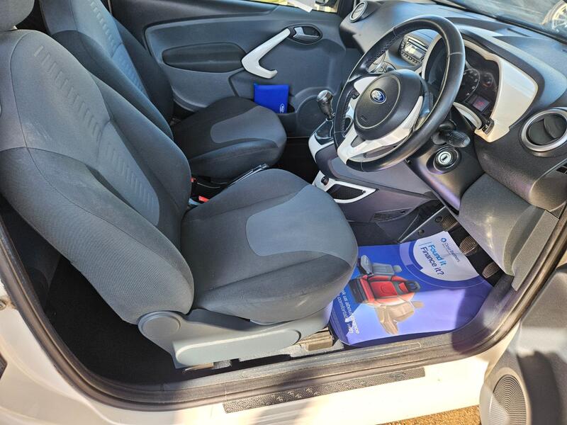 FORD KA