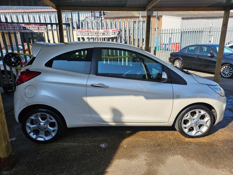 FORD KA