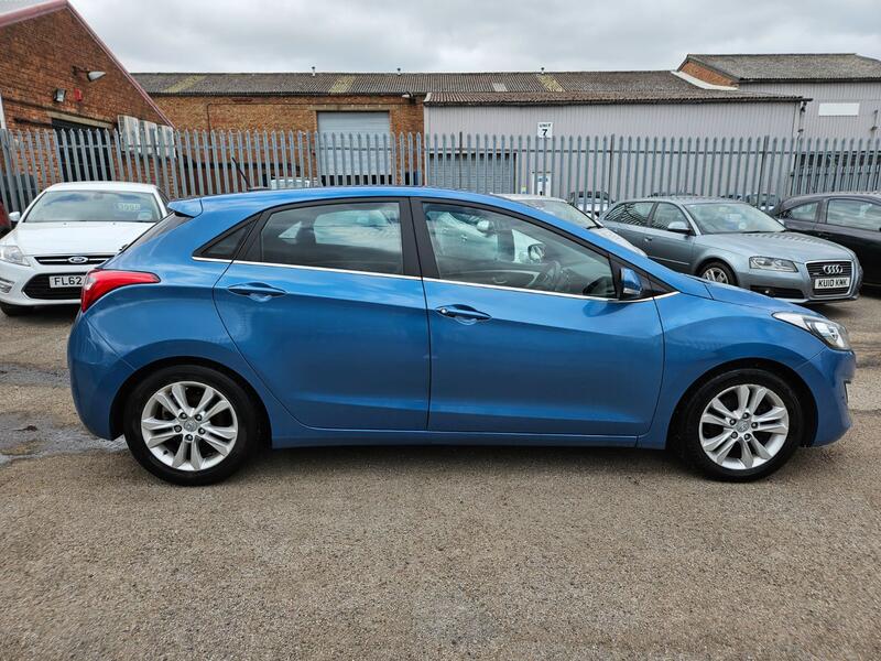 HYUNDAI I30