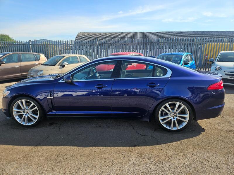JAGUAR XF