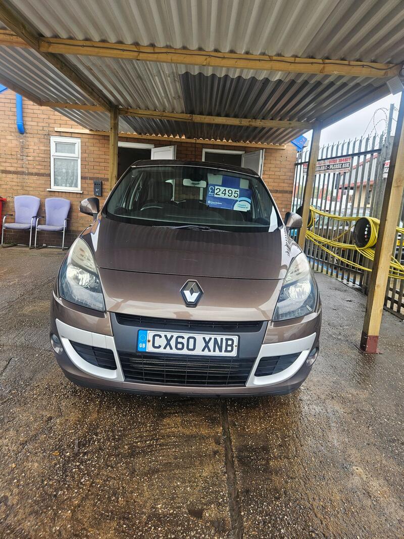 RENAULT SCENIC