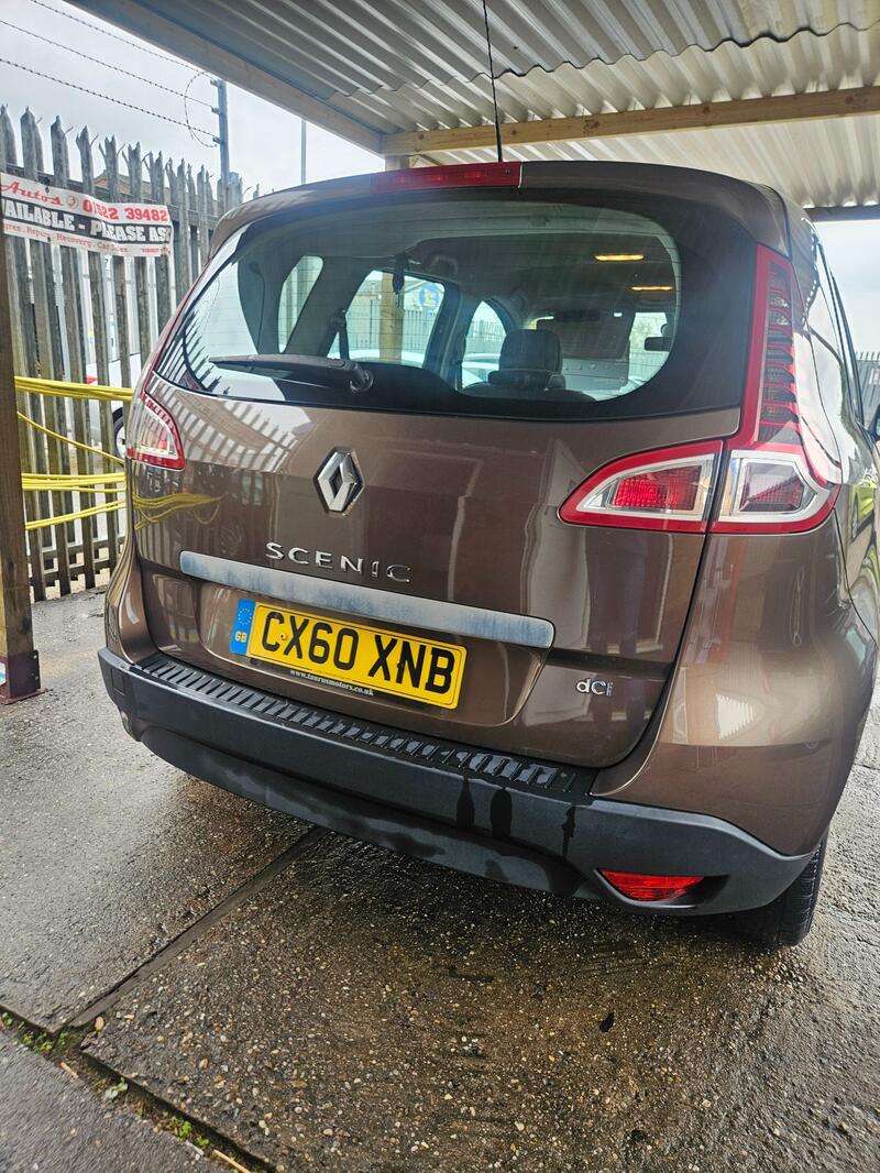 RENAULT SCENIC