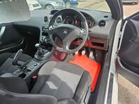 PEUGEOT RCZ