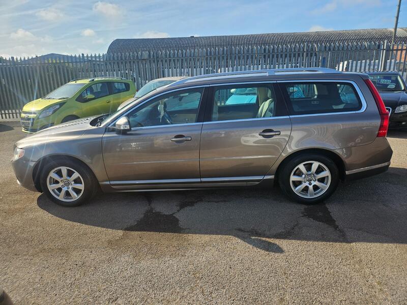 VOLVO V70